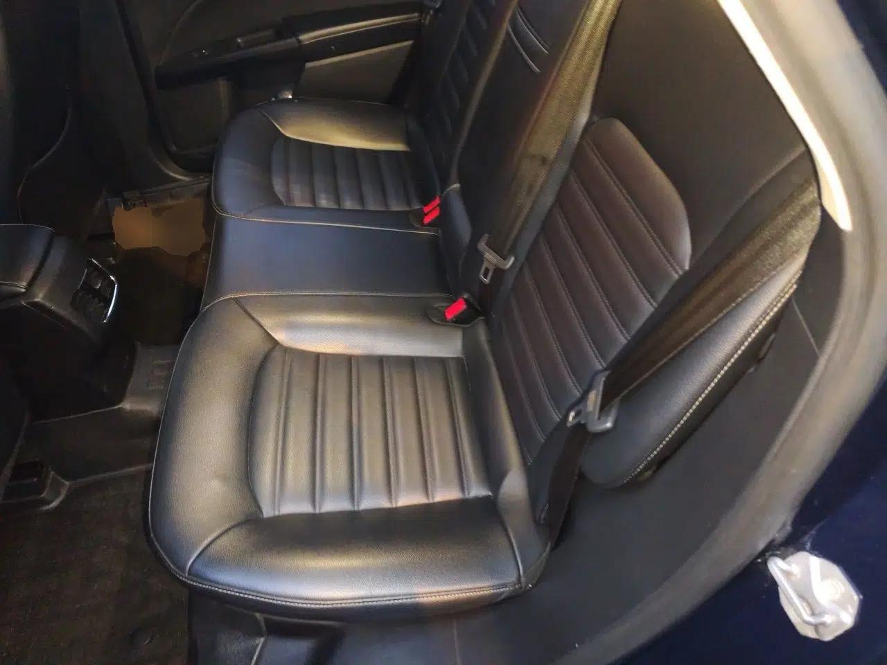 Ford Mondeo New Energy 2018 2.0 PHEV ZhiShang Trim — миниатюра 18