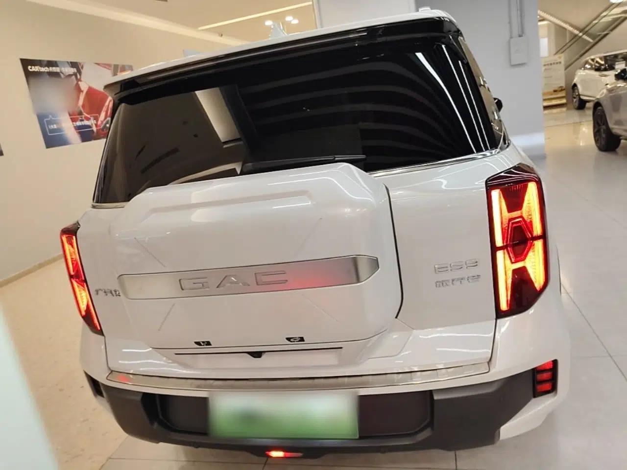 GAC Trumpchi ES9 2024 PHEV 143km Traveler Max — миниатюра 3