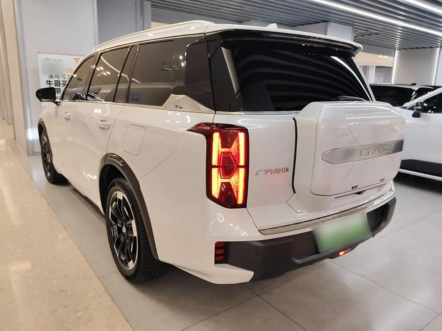 GAC Trumpchi ES9 2024 PHEV 143km Traveler Max — миниатюра 7