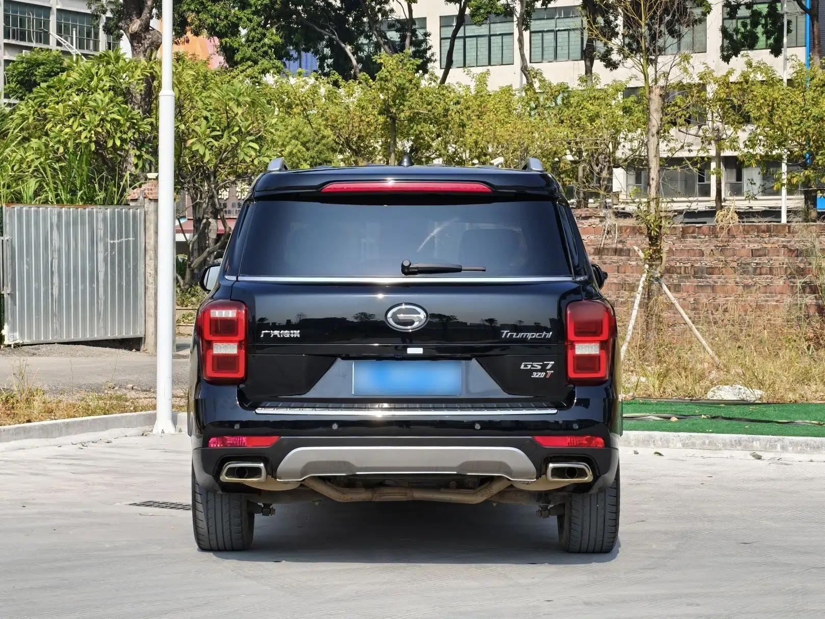 GAC Trumpchi GS7 2017 320T Two-Wheel-Drive Luxury Smart Connectivity Model — миниатюра 7