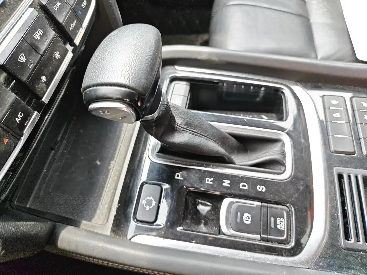 GAC Trumpchi GS7 2017 320T Two-Wheel-Drive Luxury Smart Connectivity Model — миниатюра 15
