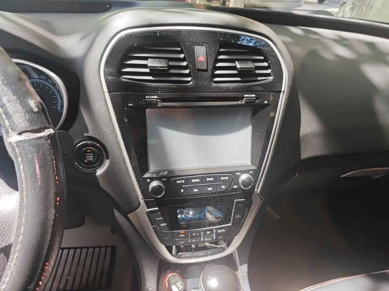 GAC Trumpchi GS5 Super 2015 2.0L Automatic Two-Wheel Drive Elite Edition — миниатюра 14