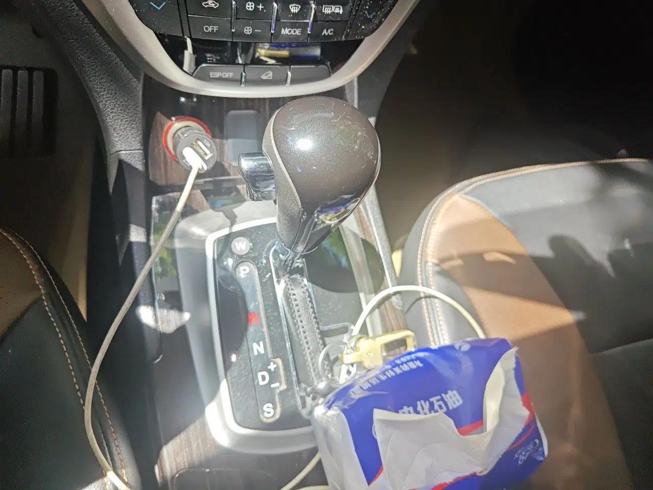 GAC Trumpchi GS5 Super 2015 2.0L Automatic Two-Wheel Drive Elite Edition — миниатюра 15