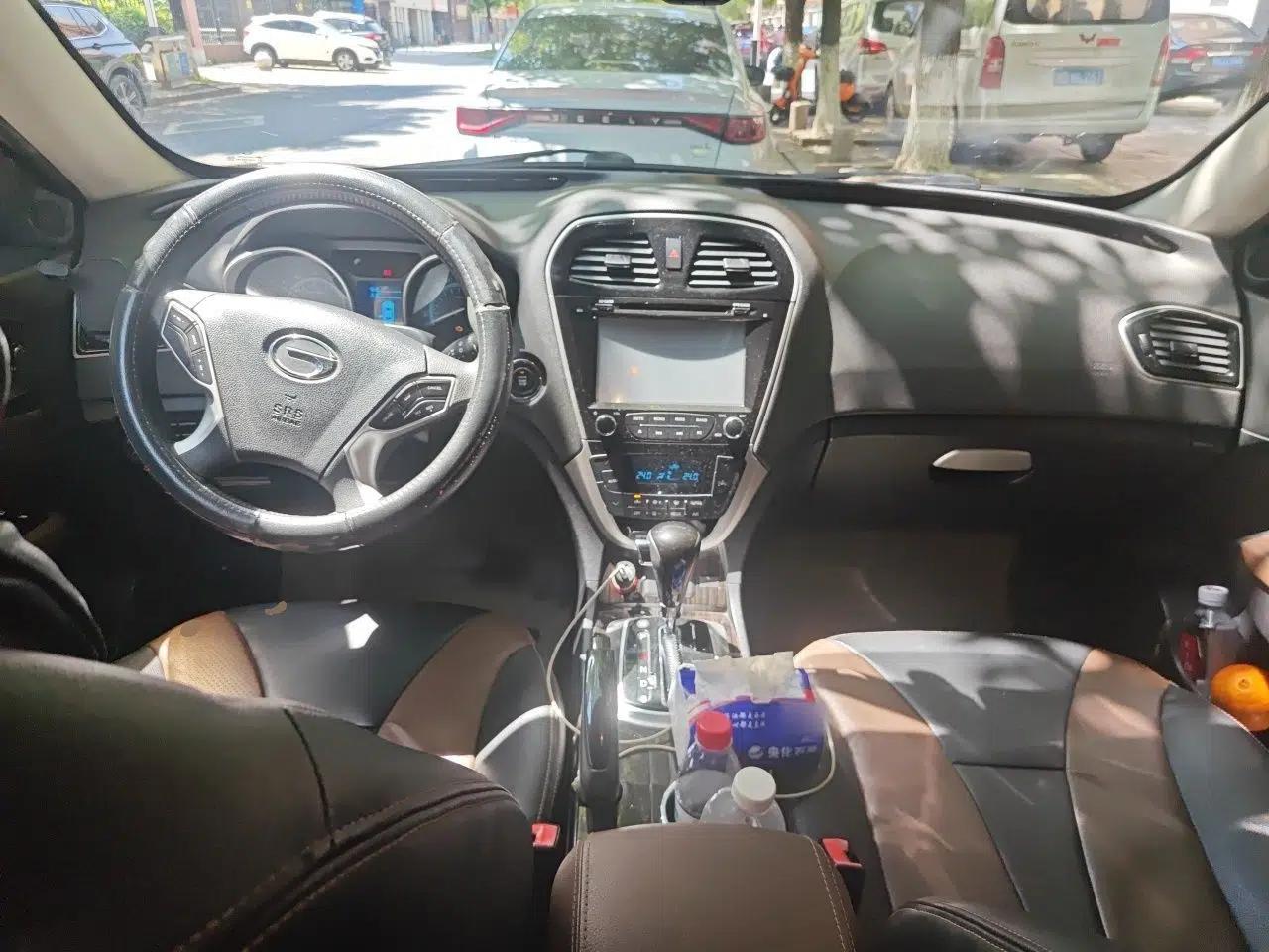 GAC Trumpchi GS5 Super 2015 2.0L Automatic Two-Wheel Drive Elite Edition — миниатюра 10