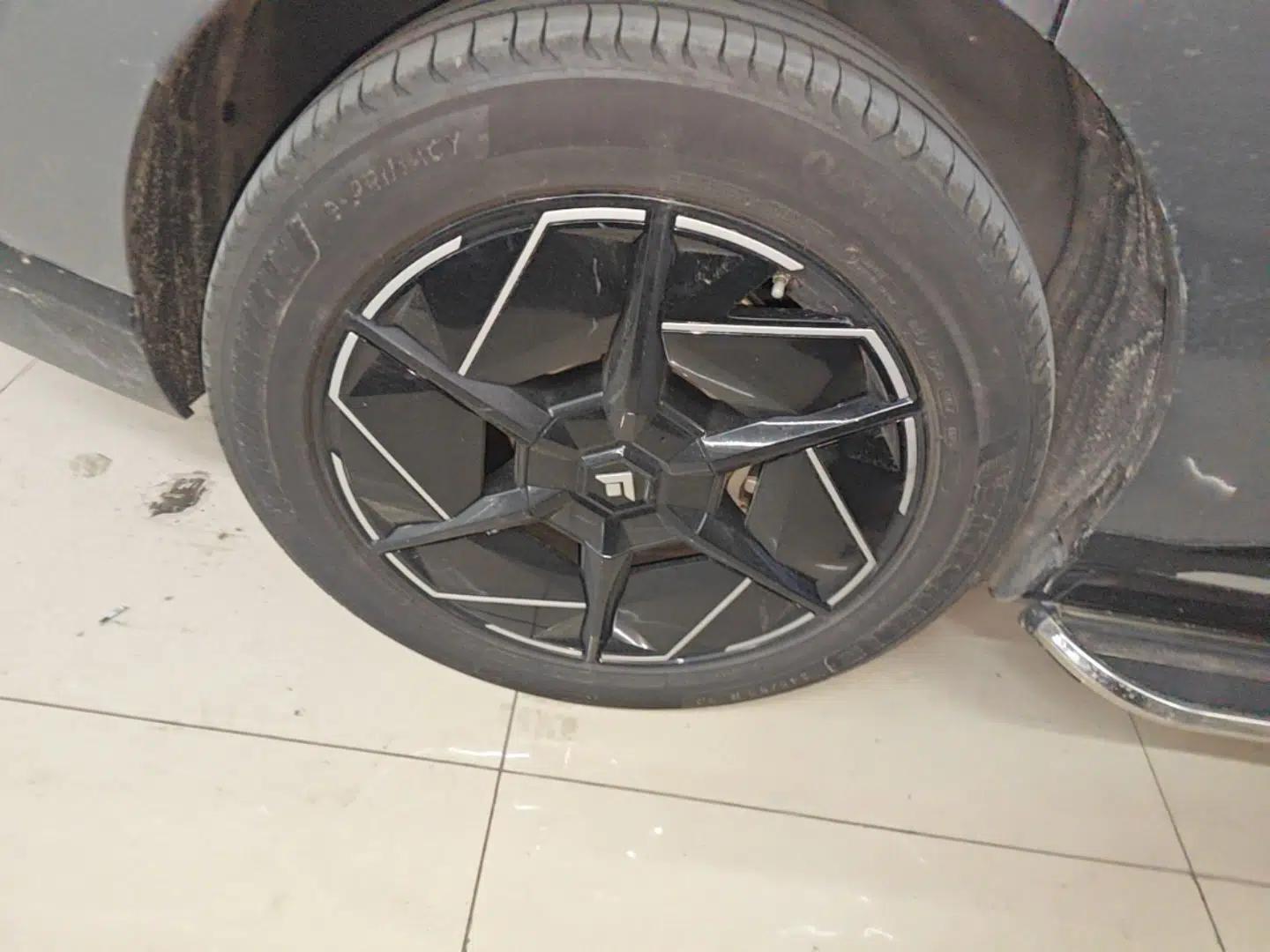 Hyptec HT 2023 670 Rear-Drive Ultra-High Voltage Version — миниатюра 10