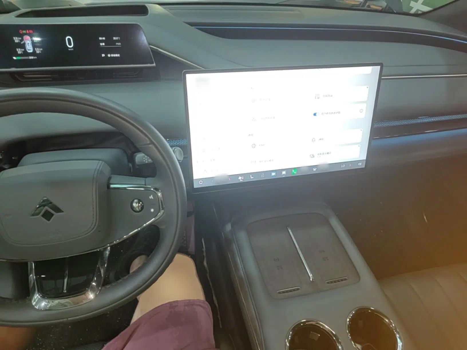Hyptec HL 2025 700 Ultra Six-Seater All-Wheel-Drive LiDAR Version — миниатюра 12