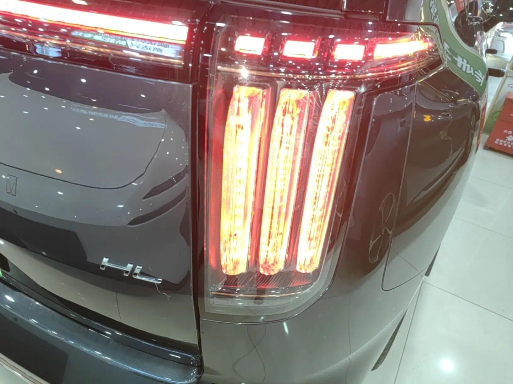Hyptec HL 2025 700 Ultra Six-Seater All-Wheel-Drive LiDAR Version — миниатюра 8