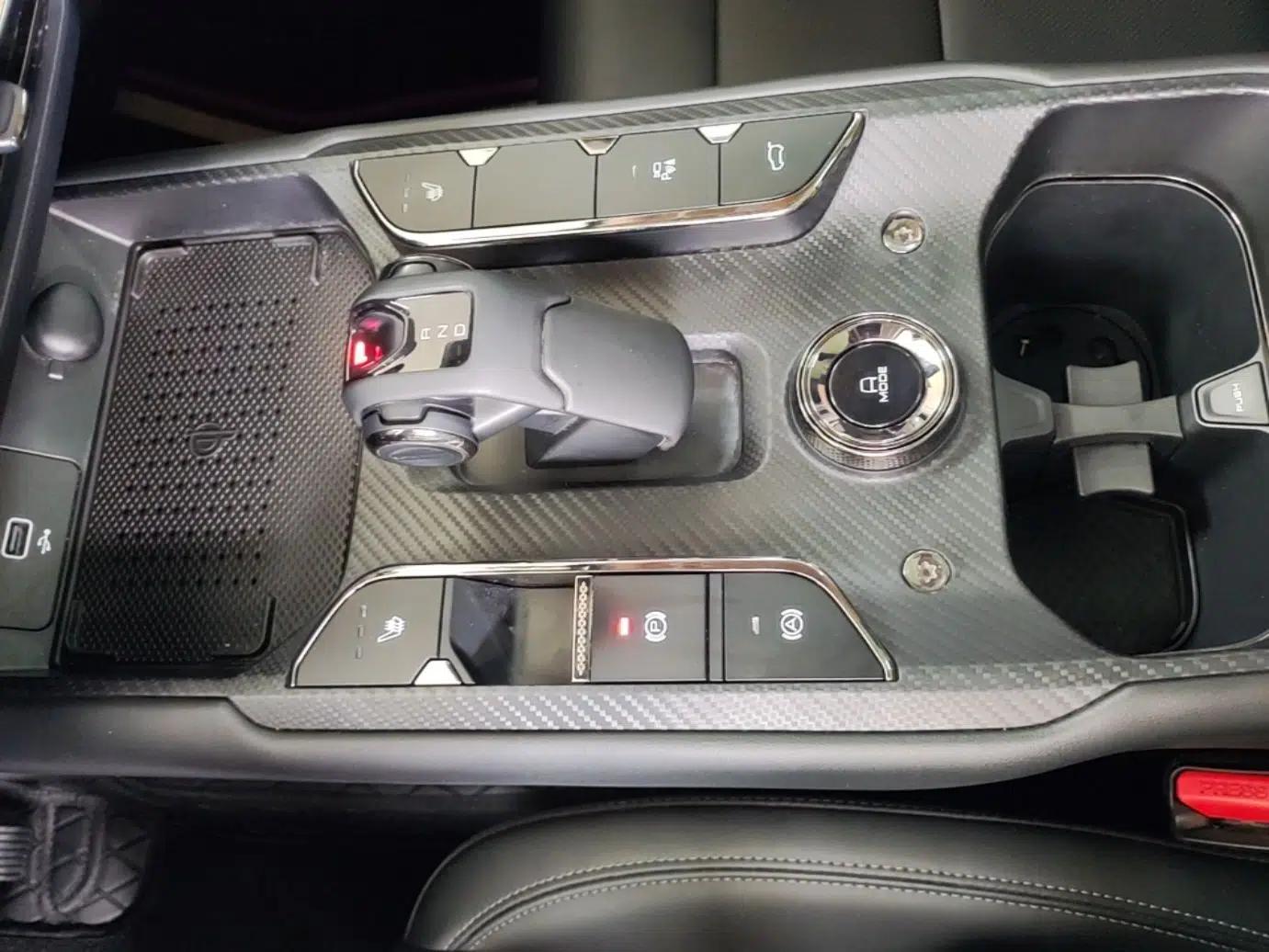 Haval H Dog New Energy 2023 DHT-PHEV 105km Tide Electric Version Plus — миниатюра 17