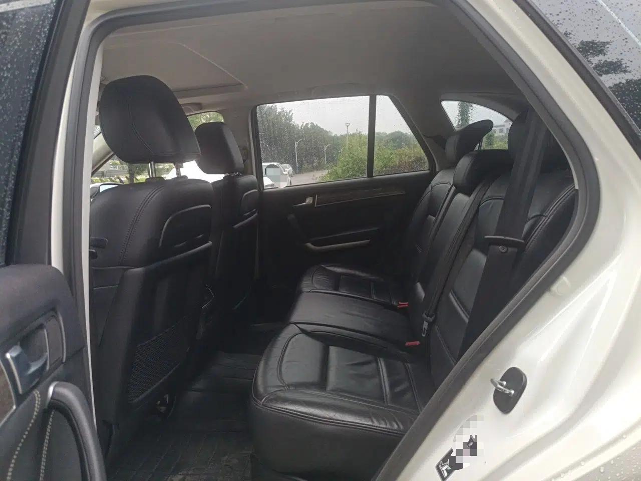 Haval H8 2015 2.0T Two-Wheel-Drive Luxury Version — миниатюра 18