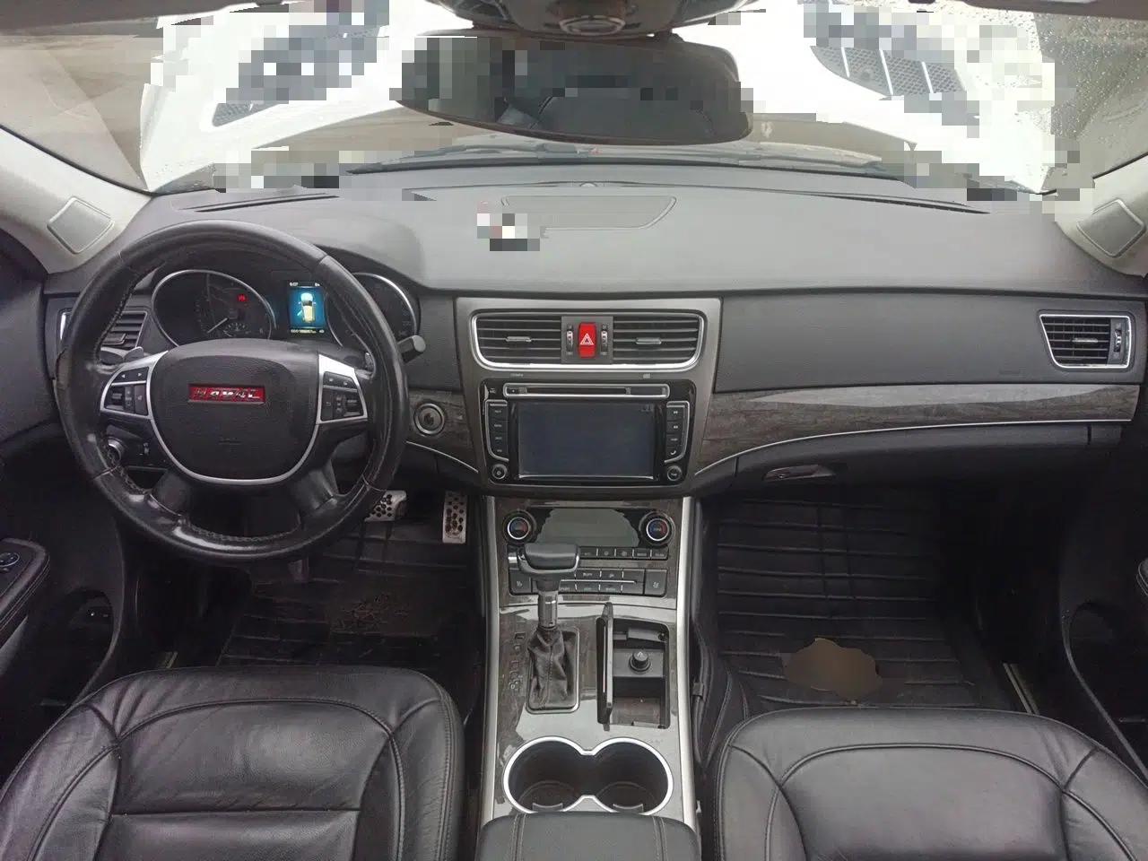 Haval H8 2015 2.0T Two-Wheel-Drive Luxury Version — миниатюра 10