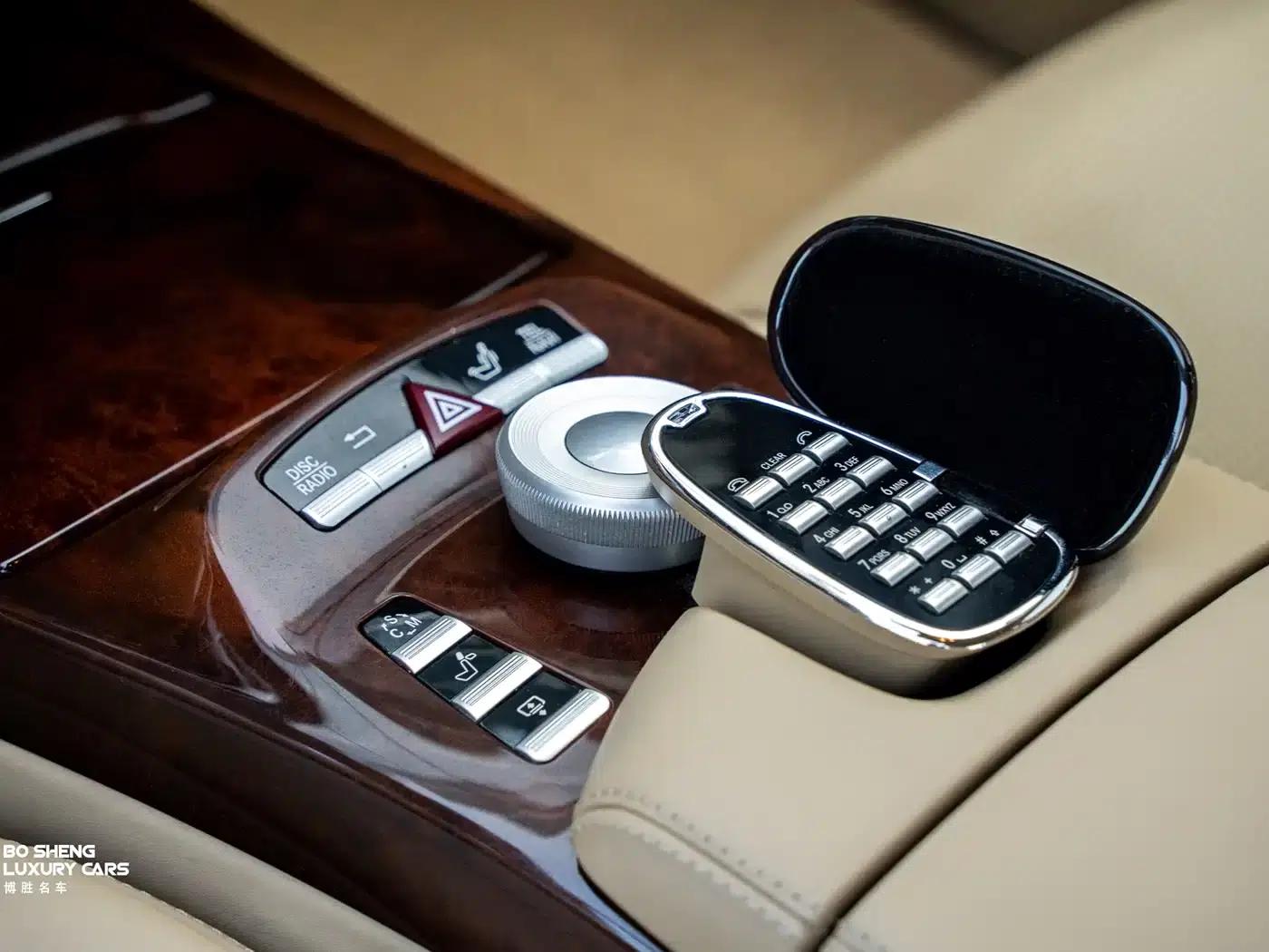 2010 Mercedes-Benz S-Class AMG S 65 — миниатюра 26