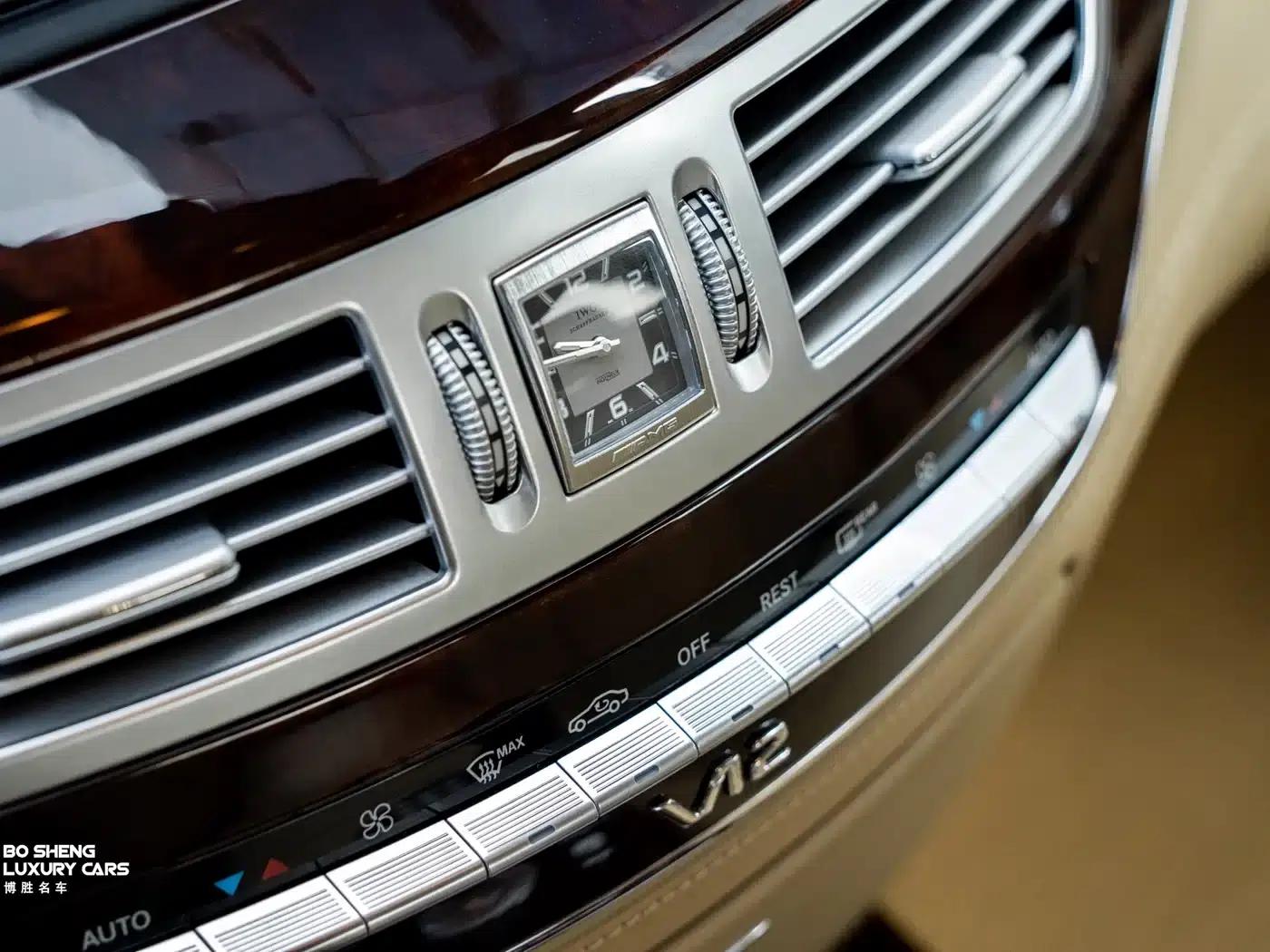2010 Mercedes-Benz S-Class AMG S 65 — миниатюра 28