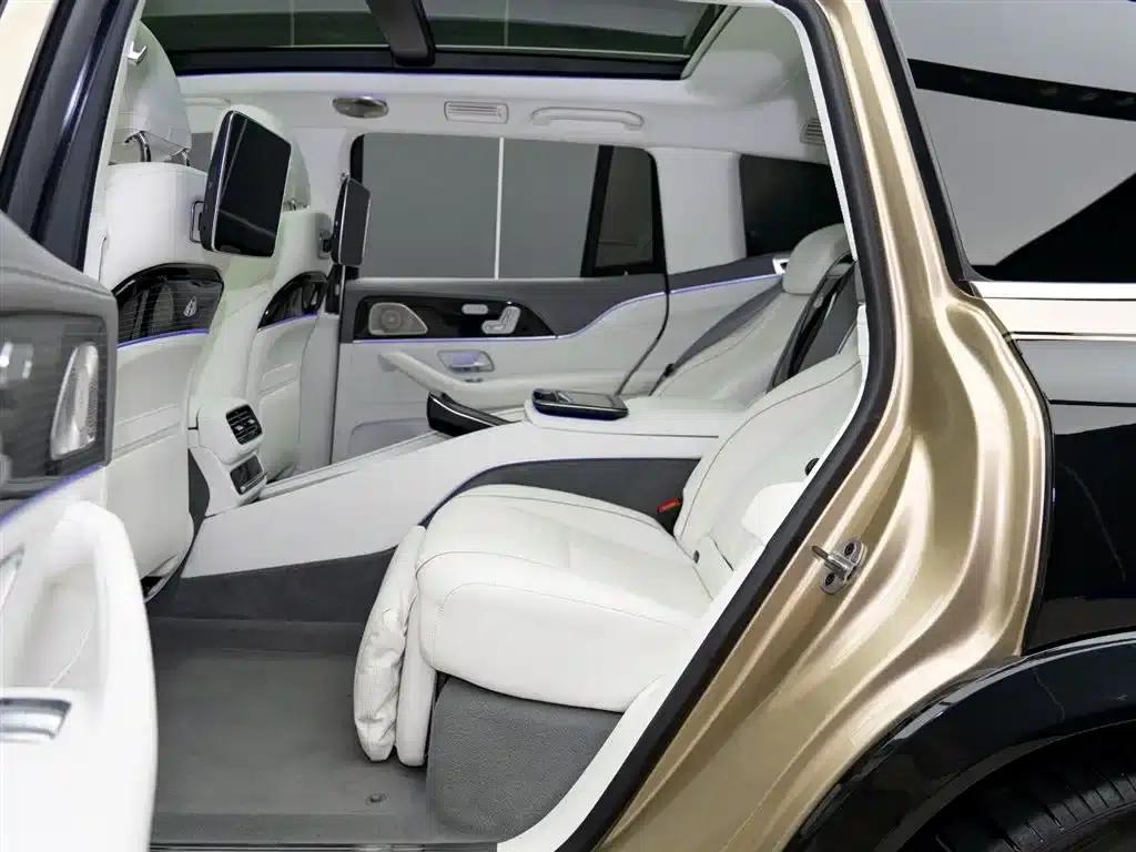 2022 Maybach GLS 600 4MATIC Premium Edition — миниатюра 11