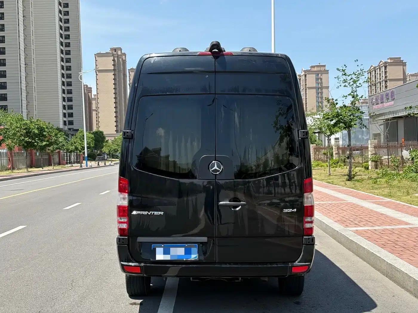 2016 Sprinter 3.5L Automatic — миниатюра 3