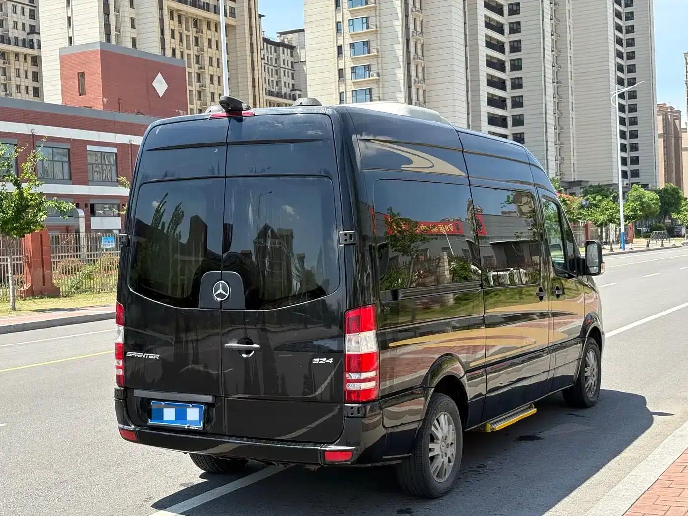 2016 Sprinter 3.5L Automatic — миниатюра 4