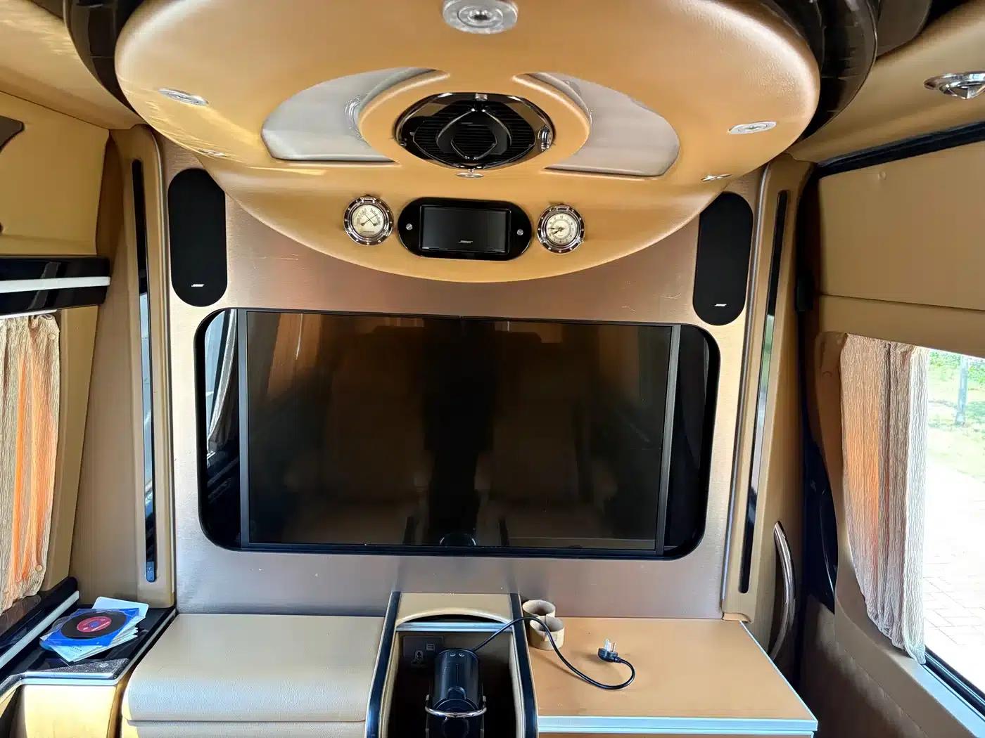 2016 Sprinter 3.5L Automatic — миниатюра 10