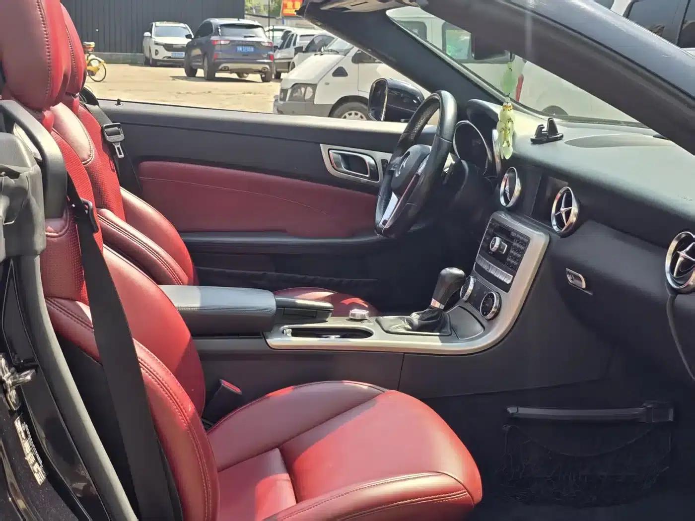 Mercedes-Benz SLK-Class 2011 SLK 200 Fashion Edition — миниатюра 5
