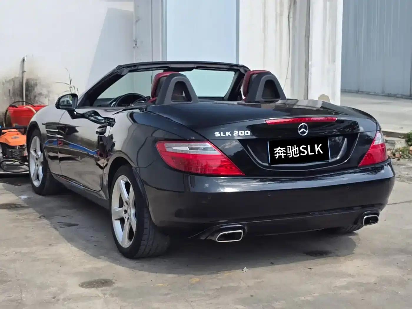 Mercedes-Benz SLK-Class 2011 SLK 200 Fashion Edition — миниатюра 10