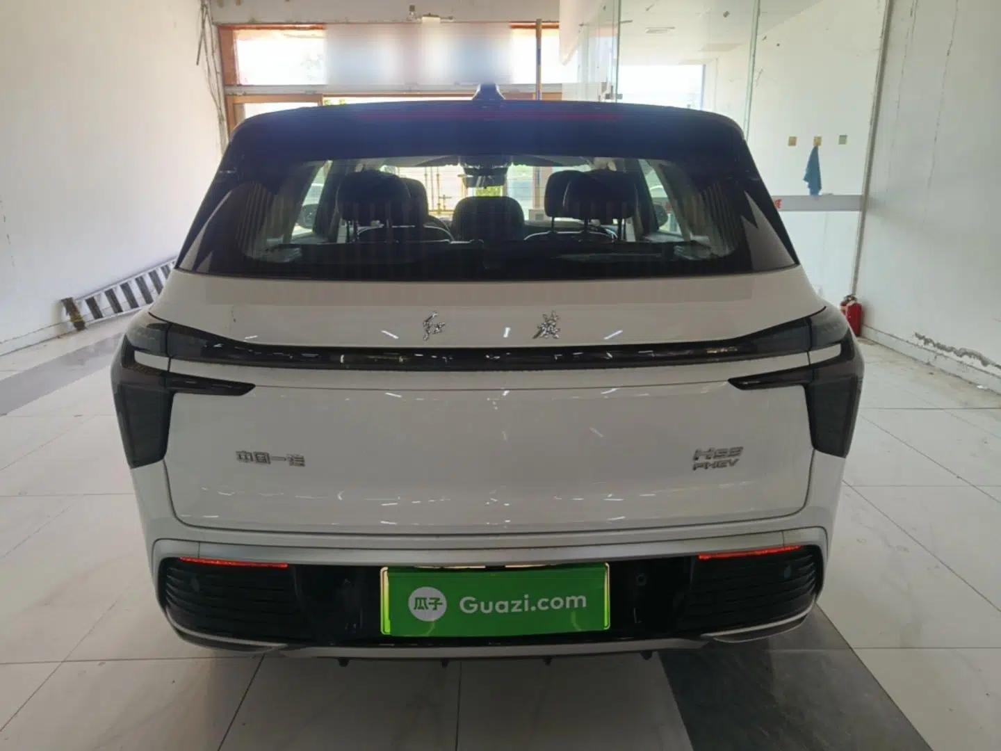 Hongqi HS3 PHEV 2025 Model 125km Jingwei 2 Millionth Anniversary Edition — миниатюра 5