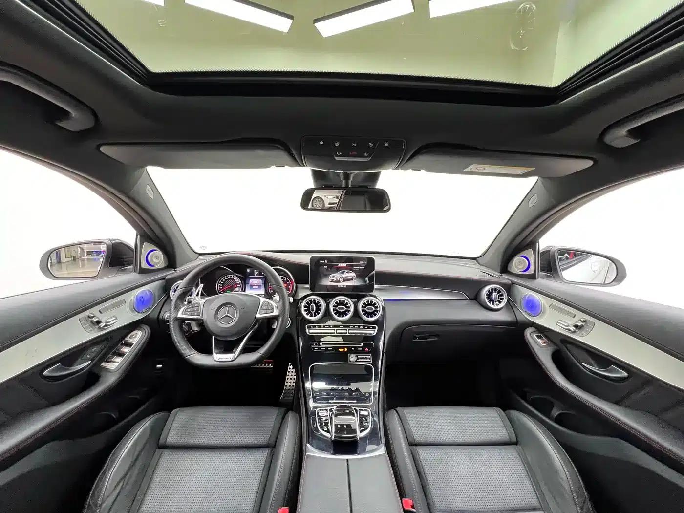 Mercedes-Benz GLC Coupe AMG 2017 AMG GLC 43 4MATIC Coupe SUV — миниатюра 11