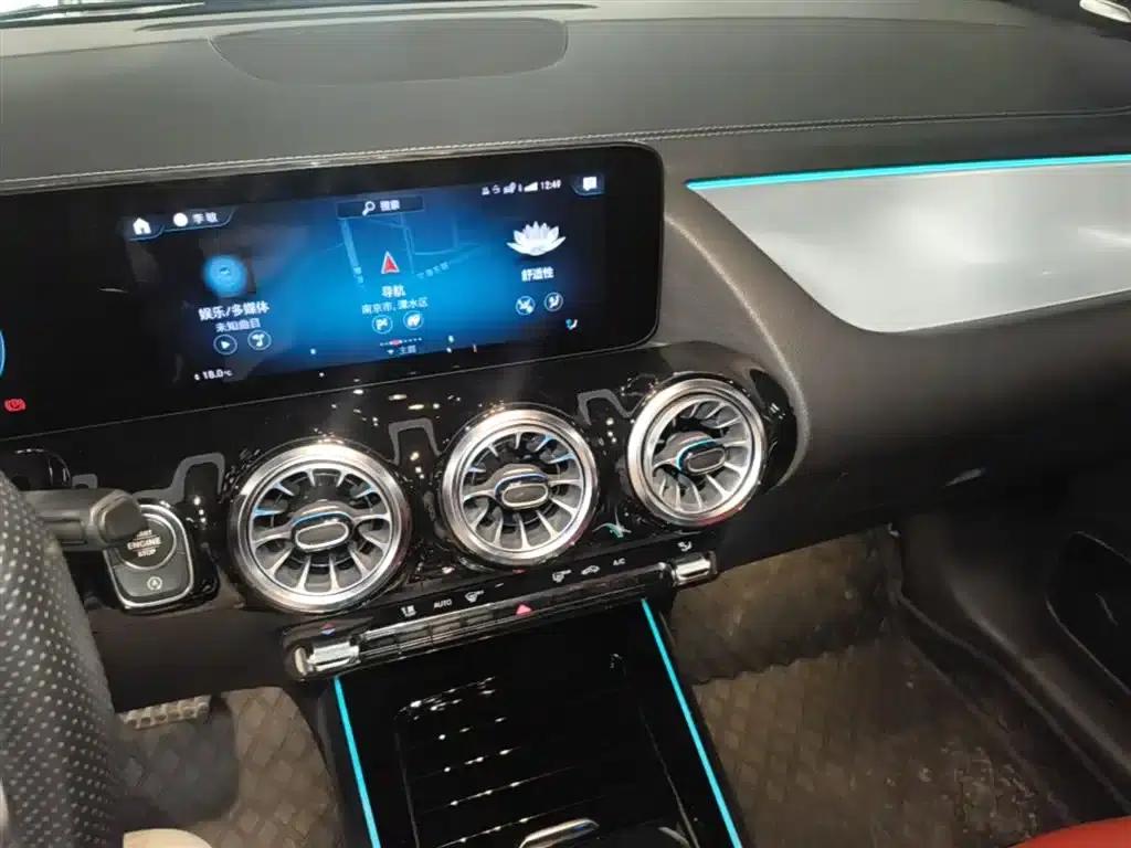 2021 Mercedes-Benz GLA AMG 35 4MATIC — миниатюра 13