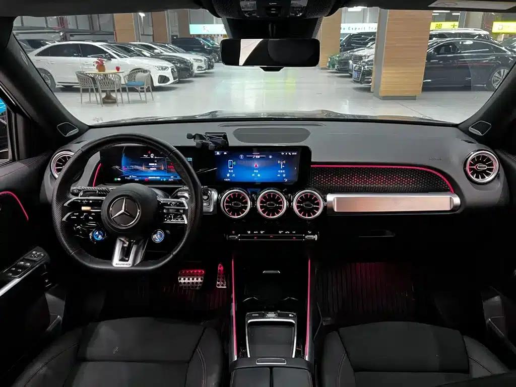 2024 Mercedes-Benz GLB AMG 35 4MATIC — миниатюра 11