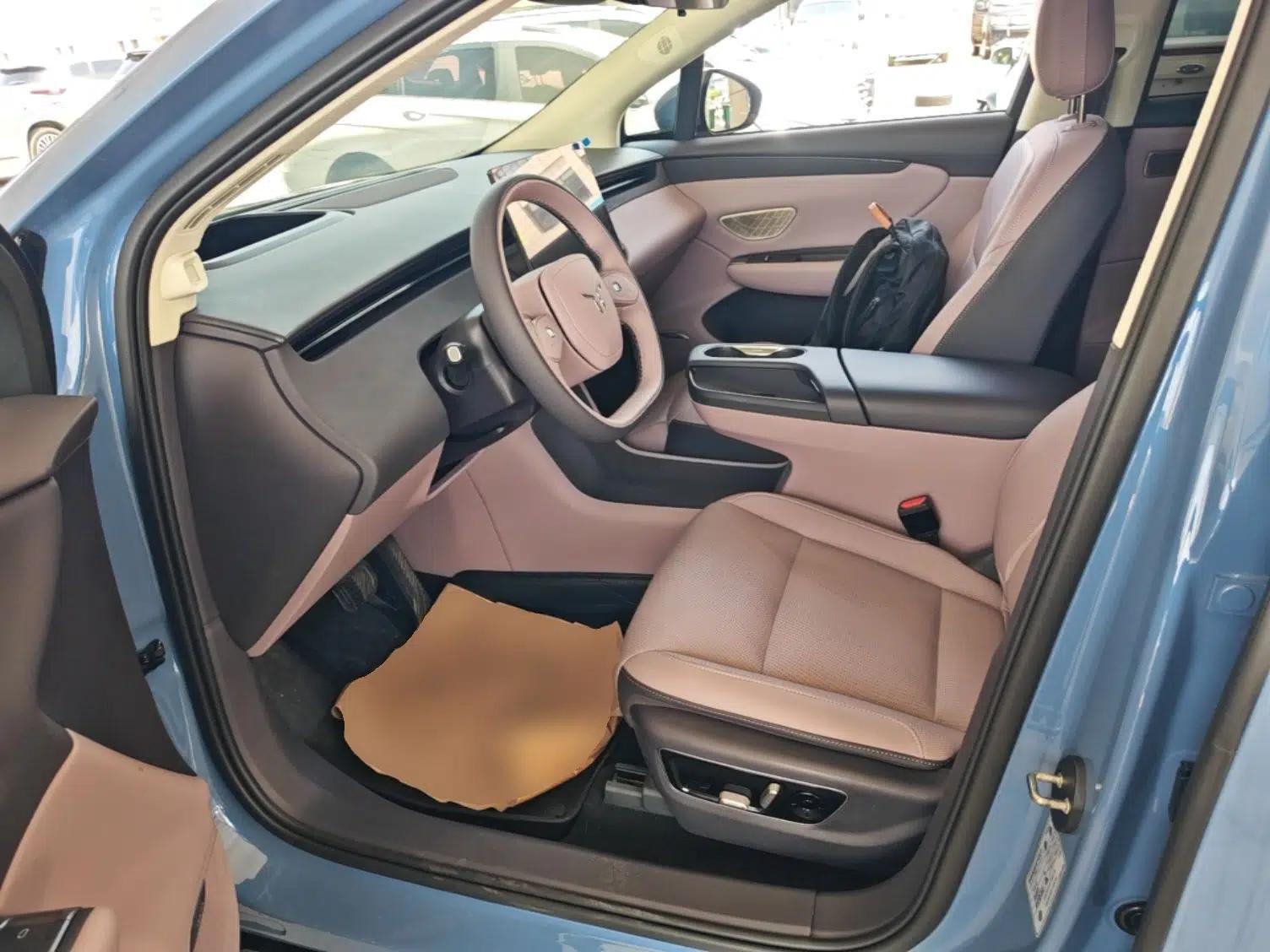 Hongqi Tiangong 06 2025 660 4x4 Smart Selection Edition — миниатюра 18