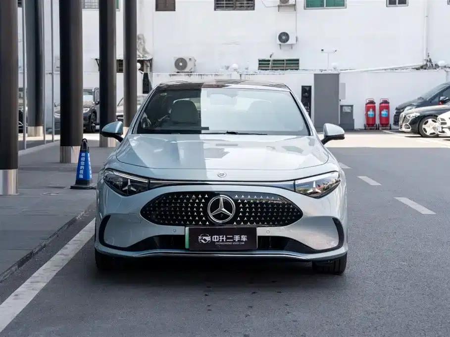Mercedes-Benz CLA PHEV 2025 300L Extended Range Version — миниатюра 2