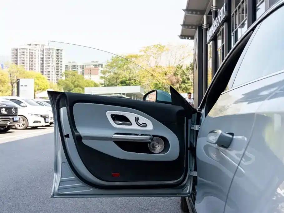 Mercedes-Benz CLA PHEV 2025 300L Extended Range Version — миниатюра 19