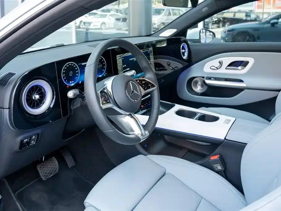 Mercedes-Benz CLA PHEV 2025 300L Extended Range Version — миниатюра 9