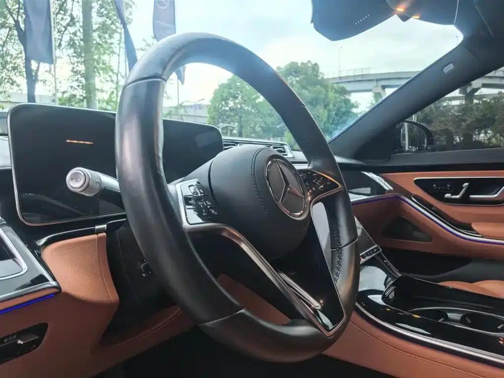 Mercedes-Benz S-Class PHEV 2023 S 450 e L Plug-in Hybrid Sedan — миниатюра 16