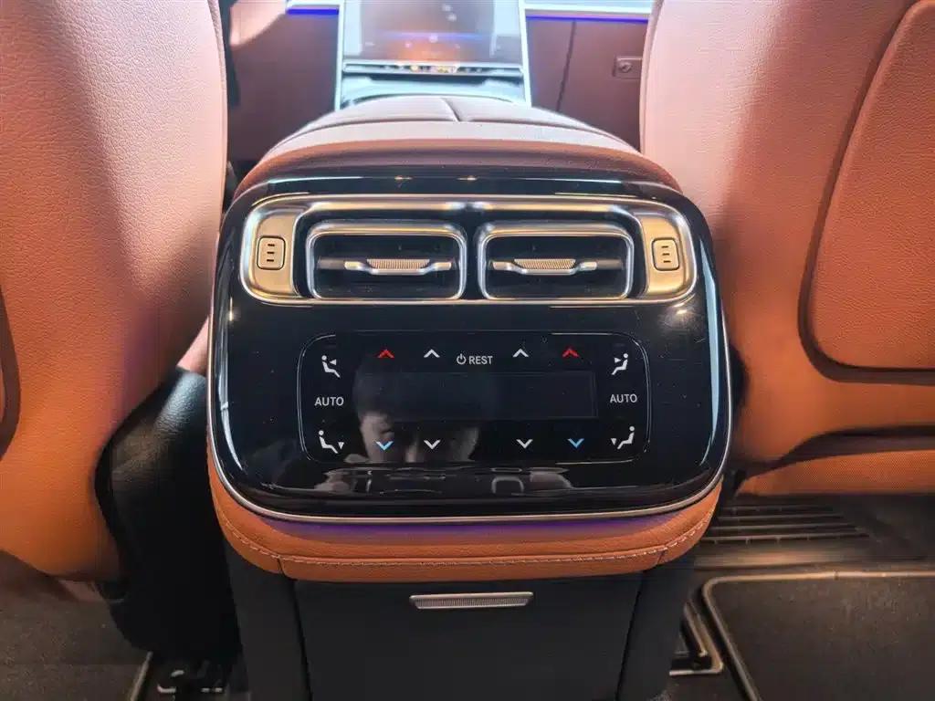 Mercedes-Benz S-Class PHEV 2023 S 450 e L Plug-in Hybrid Sedan — миниатюра 24