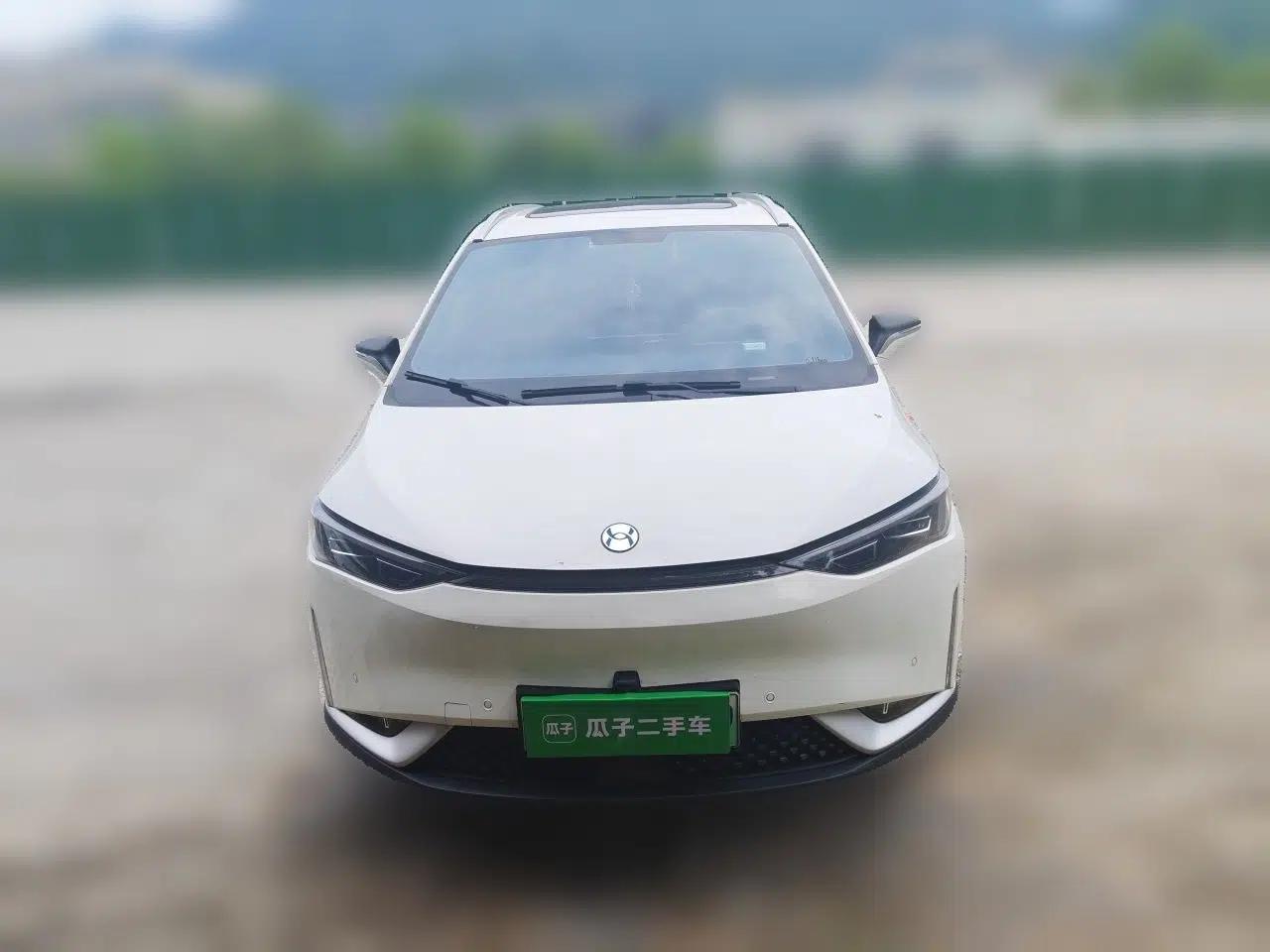 Hycan Z03 2022 620 km Range Trendy Cool Version 160 kW 76.8 kWh — миниатюра 2