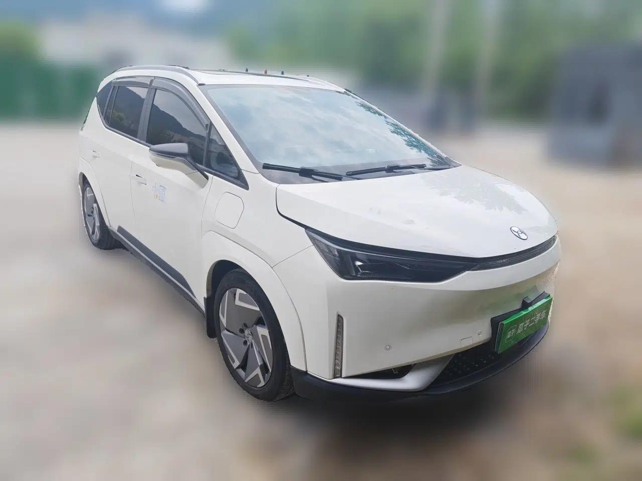 Hycan Z03 2022 620 km Range Trendy Cool Version 160 kW 76.8 kWh — миниатюра 3