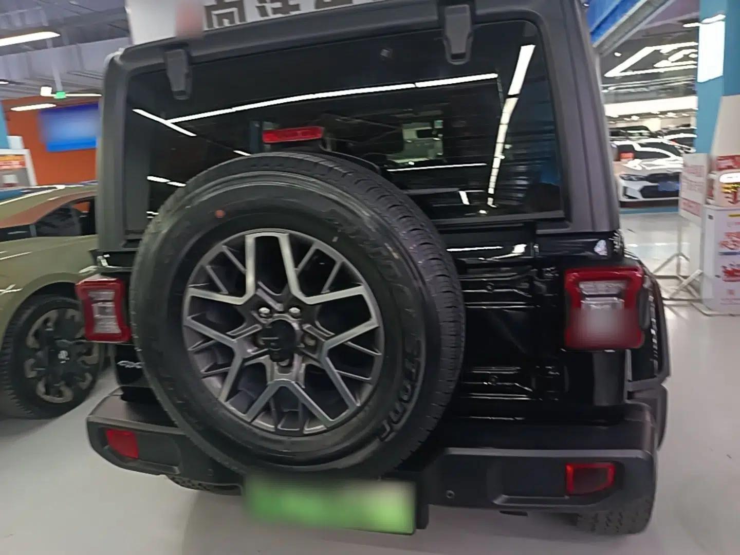 Jeep Wrangler New Energy 2021 Four-Door 2.0T 4xe Sahara First Edition — миниатюра 5