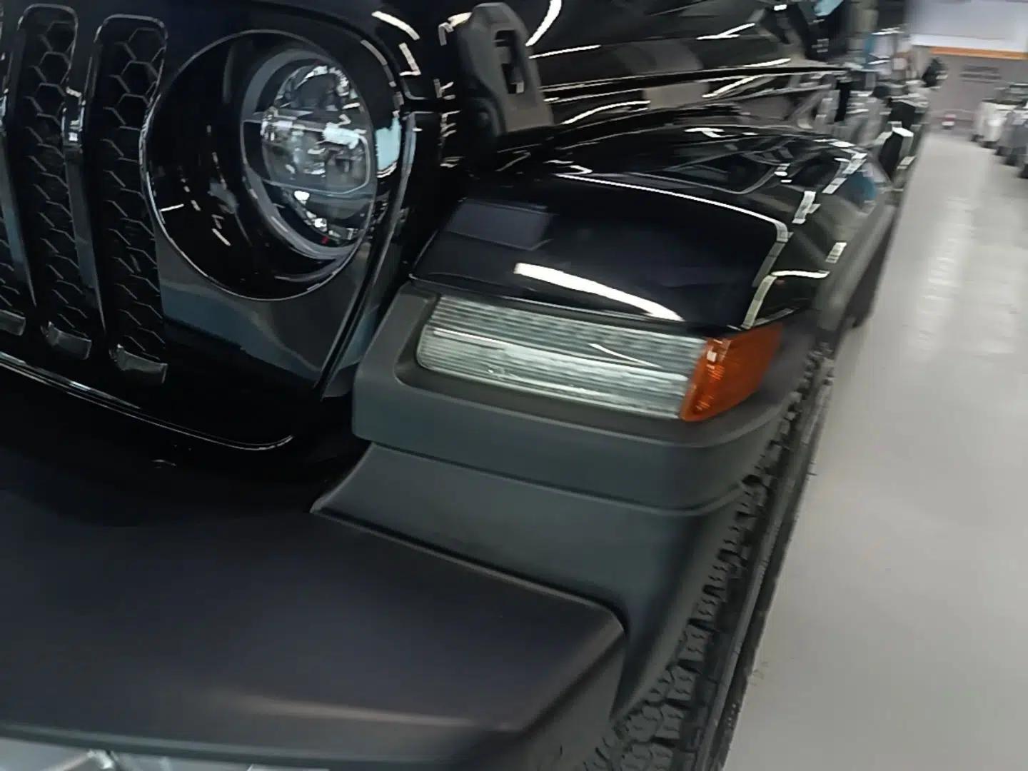 Jeep Wrangler New Energy 2021 Four-Door 2.0T 4xe Sahara First Edition — миниатюра 9