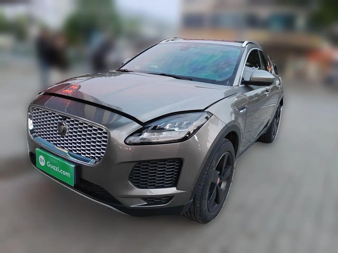 Jaguar E-PACE  — миниатюра 1