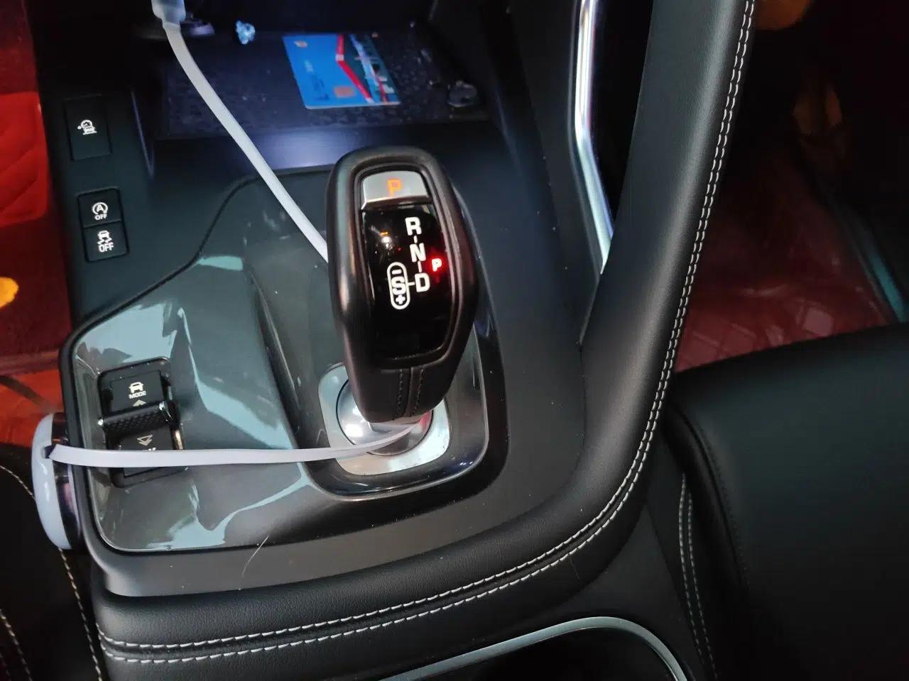 Jaguar E-PACE  — миниатюра 15