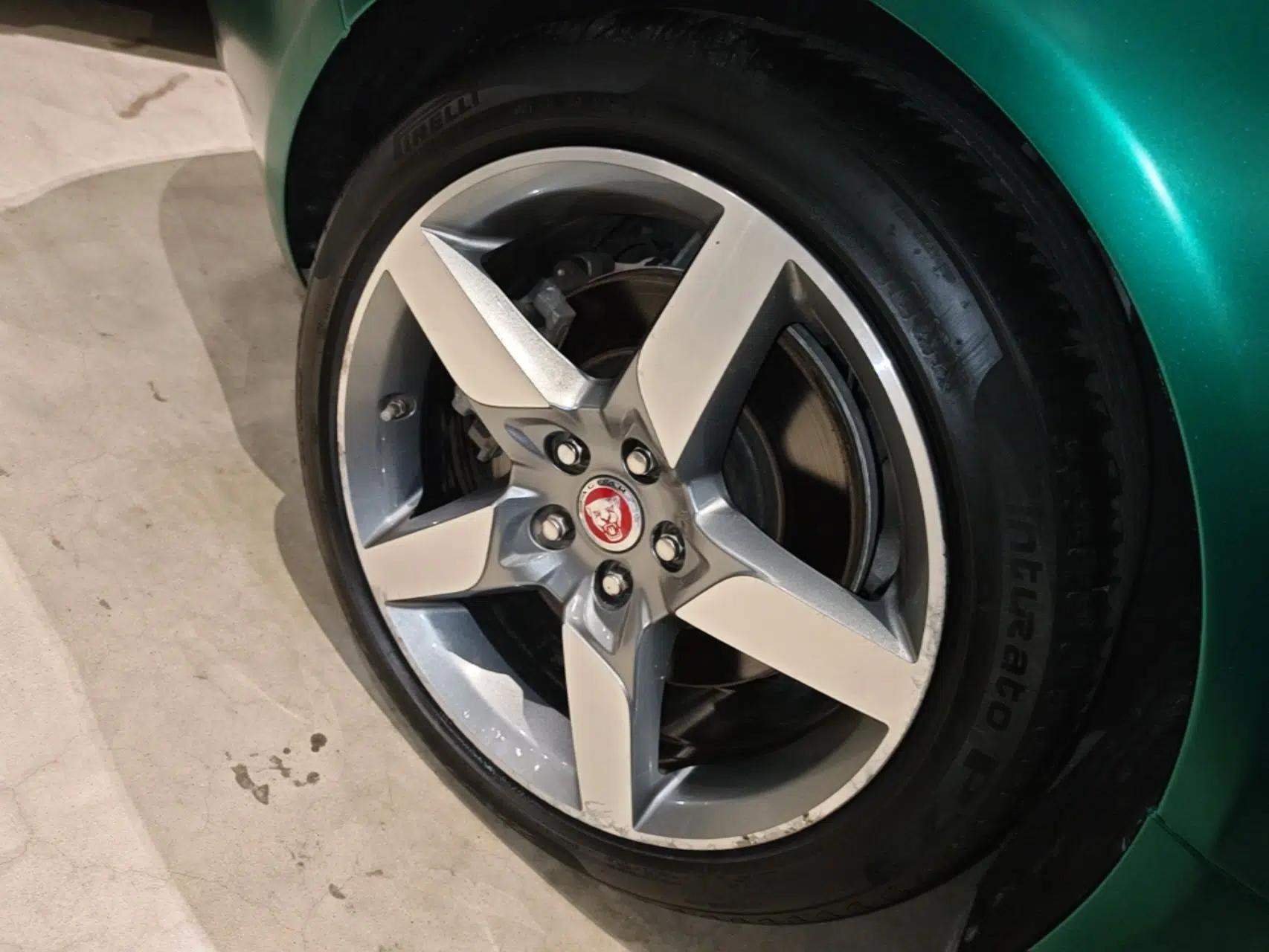 Jaguar XE 2015 2.0T 200 PS R-Sport — миниатюра 10