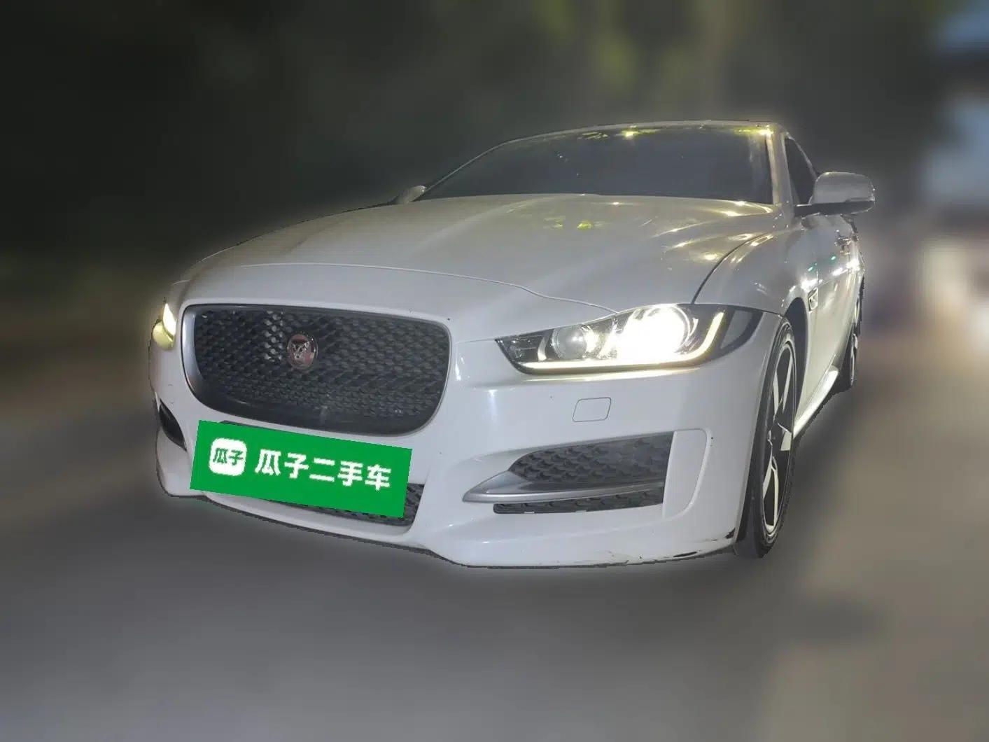 Jaguar XE 2015 2.0T 200 PS R-Sport — миниатюра 1