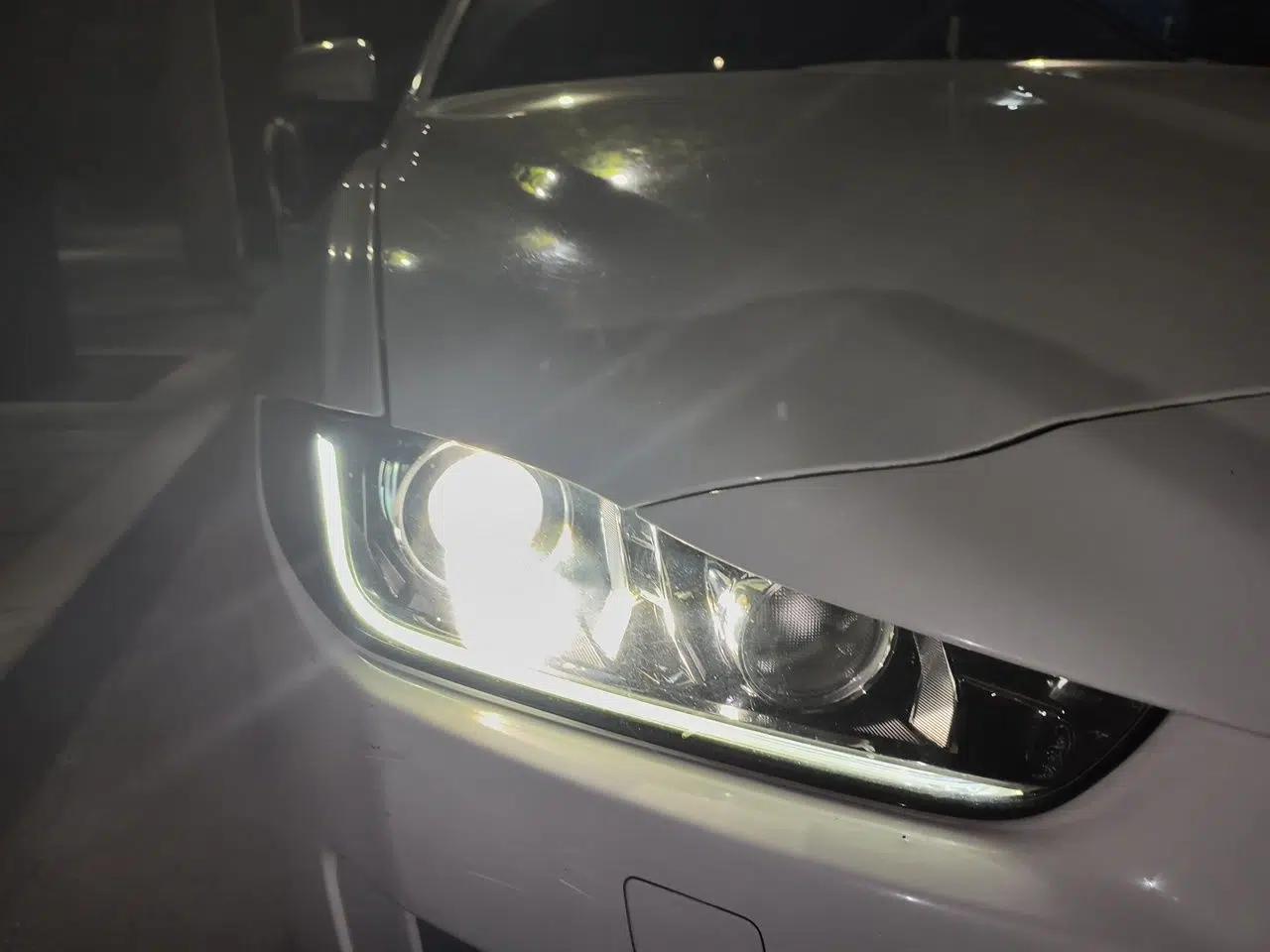 Jaguar XE 2015 2.0T 200 PS R-Sport — миниатюра 7