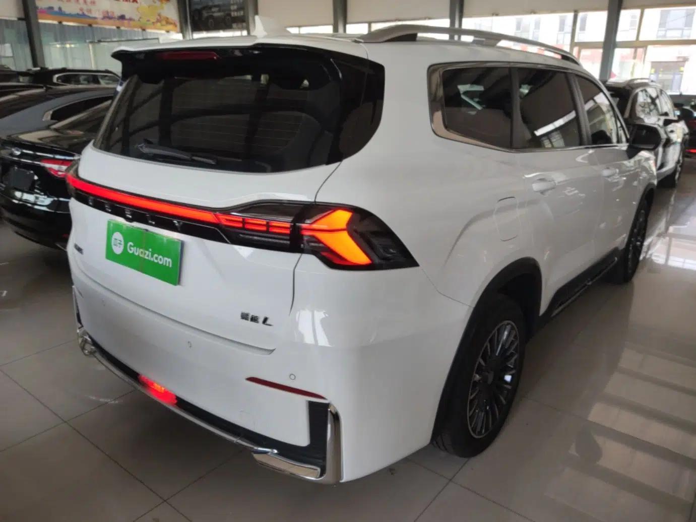 Geely Auto Haoyue L 2025 2.0T DCT Luxury Edition — миниатюра 6