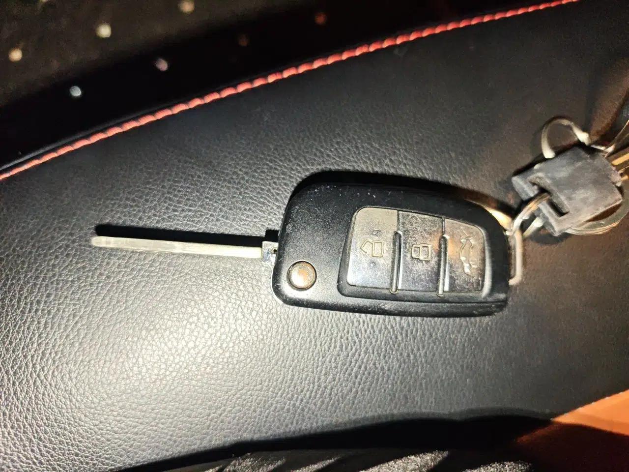 Geely Auto Diamond 2016 1.5L Automatic Luxury Version — миниатюра 9