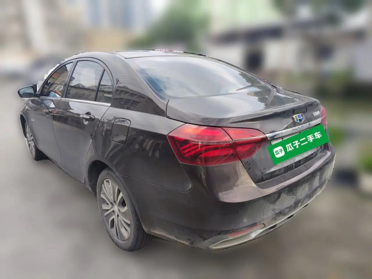 Geely Auto Emgrand New Energy 2018 EV450 Prestige Model — миниатюра 4