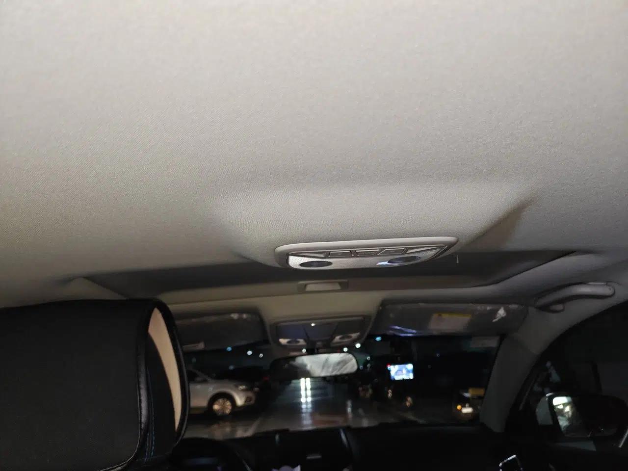Geely Auto Emgrand New Energy 2017 EV300 Prestige Model — миниатюра 19