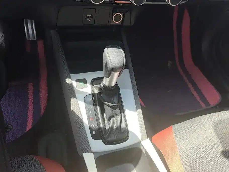 LIFE 2021 1.5L CVT SPORT Edition — миниатюра 16