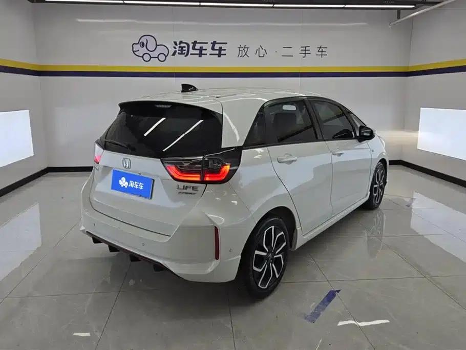 LIFE 2021 1.5L CVT SPORT Edition — миниатюра 3