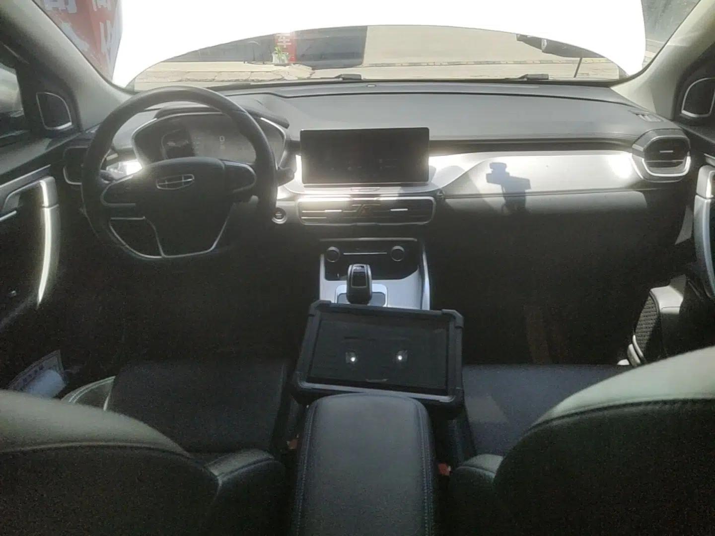 Geely Auto Coolray New Energy 2020 1.5T ePro Higher — миниатюра 13