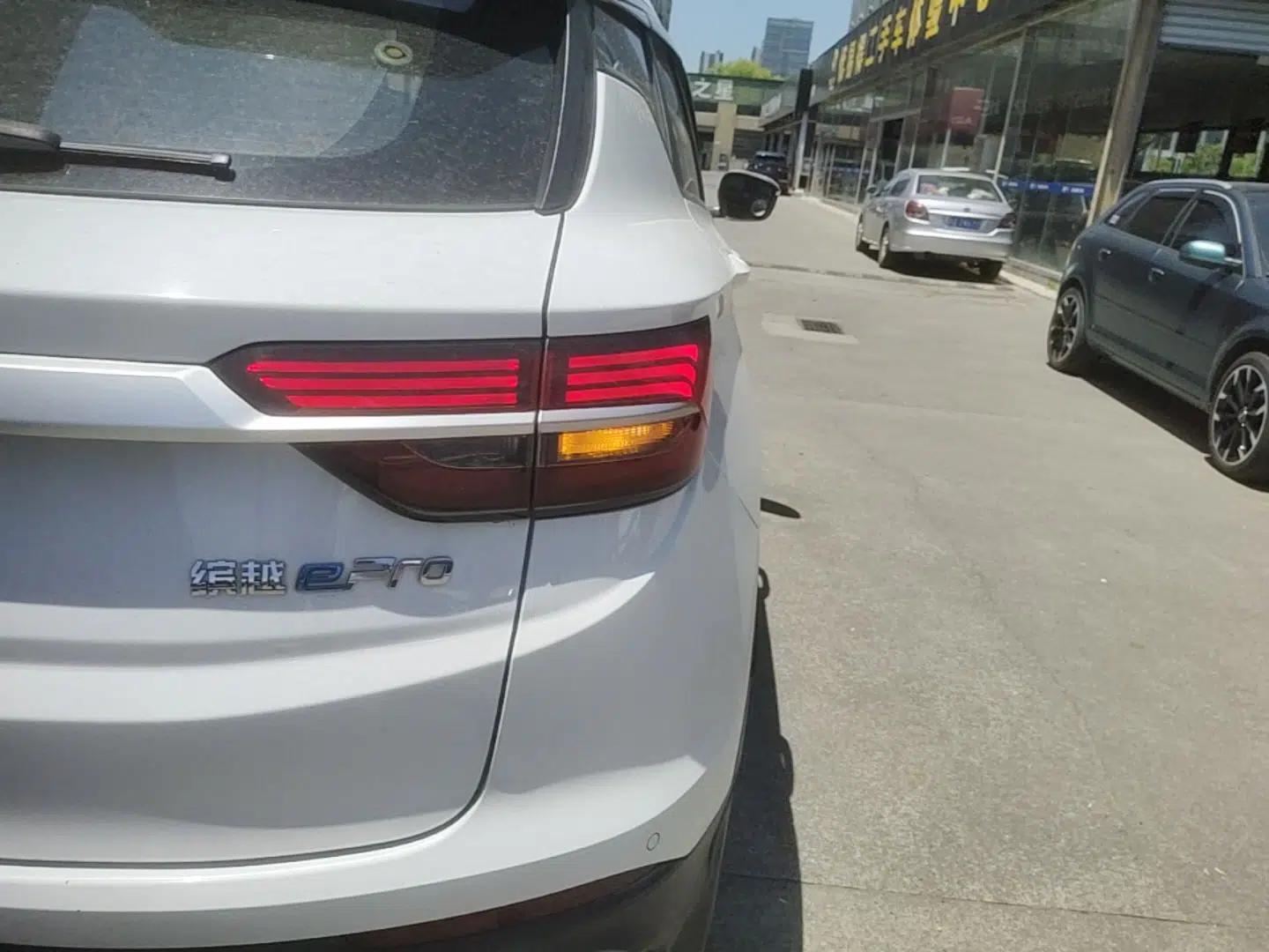 Geely Auto Coolray New Energy 2020 1.5T ePro Higher — миниатюра 7