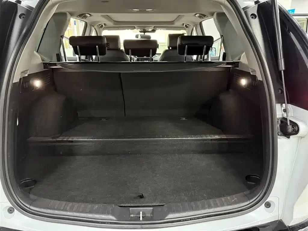 2022 Honda Breeze e:PHEV Premium Edition — миниатюра 15